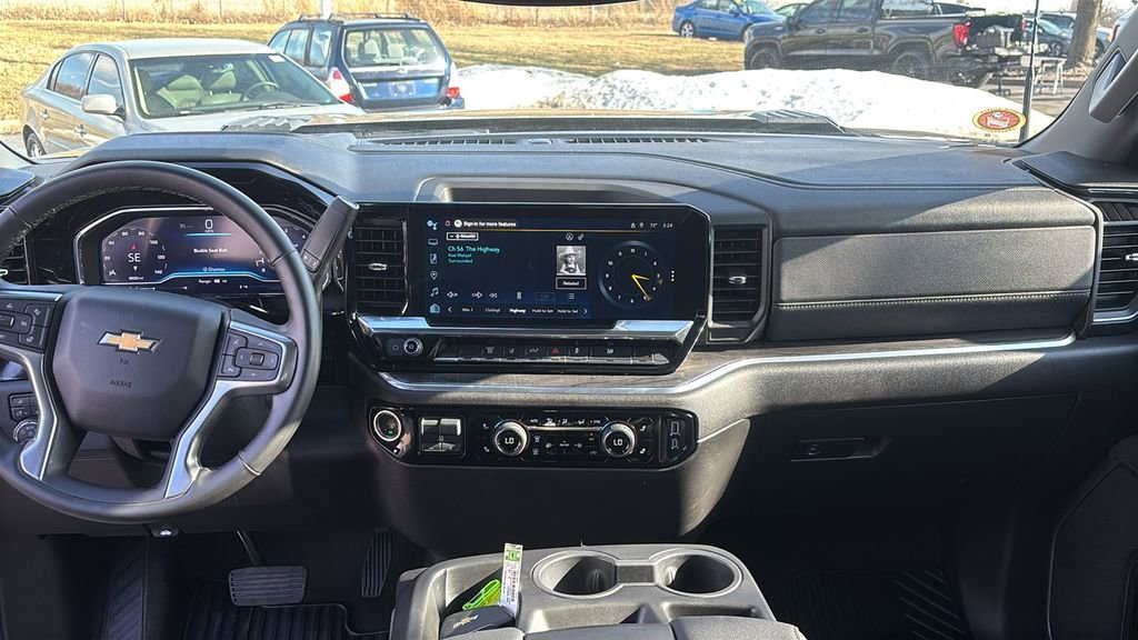 Used 2025 Chevrolet Silverado 3500 LTZ image 12