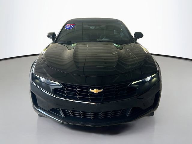 Used 2021 Chevrolet Camaro LT image 3