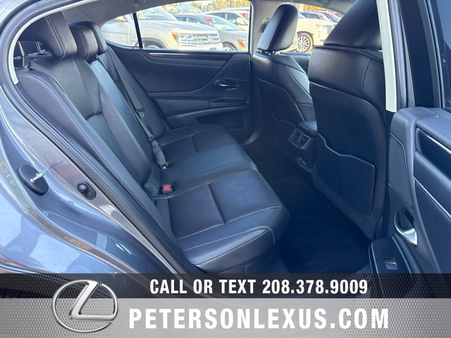 Used 2021 Lexus ES 300h w/ Accessory Package FWD image 18