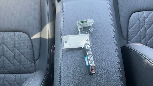 Used 2025 Kia Sportage X-Line image 25