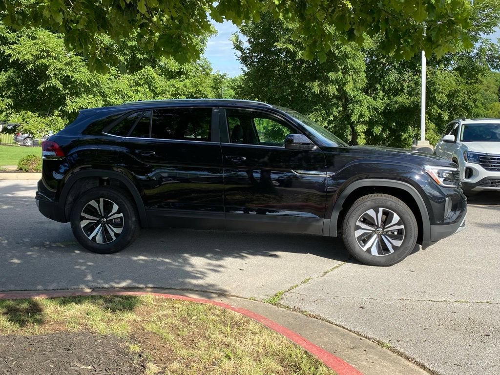 New 2026 Volkswagen Atlas Cross Sport SE AWD/4WD image 9