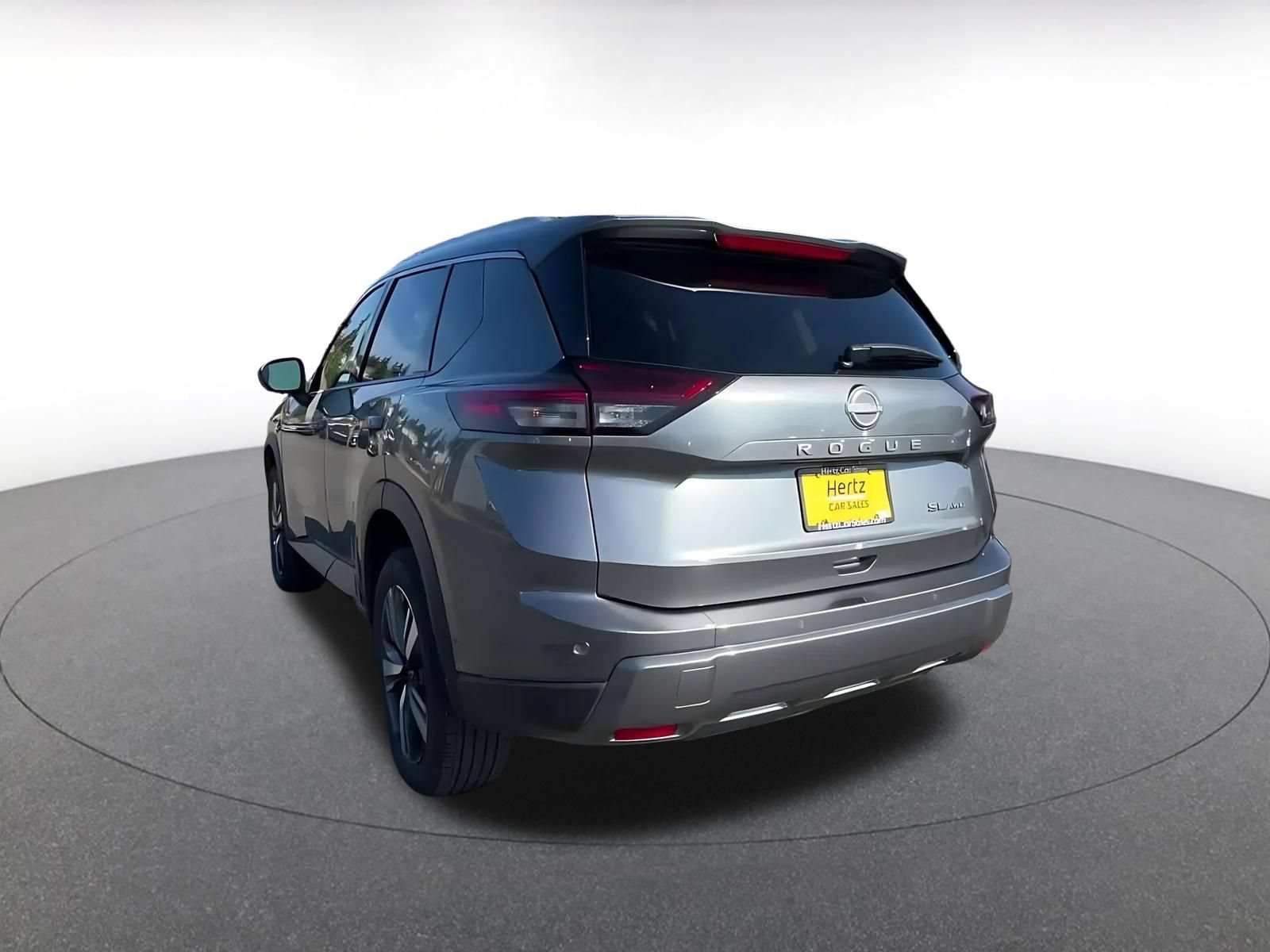 Used 2026 Nissan Rogue SL AWD/4WD image 9