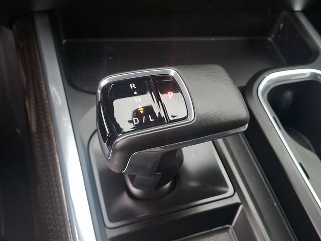 Used 2025 Chevrolet Silverado 1500 LT w/ Safety Package AWD/4WD image 14