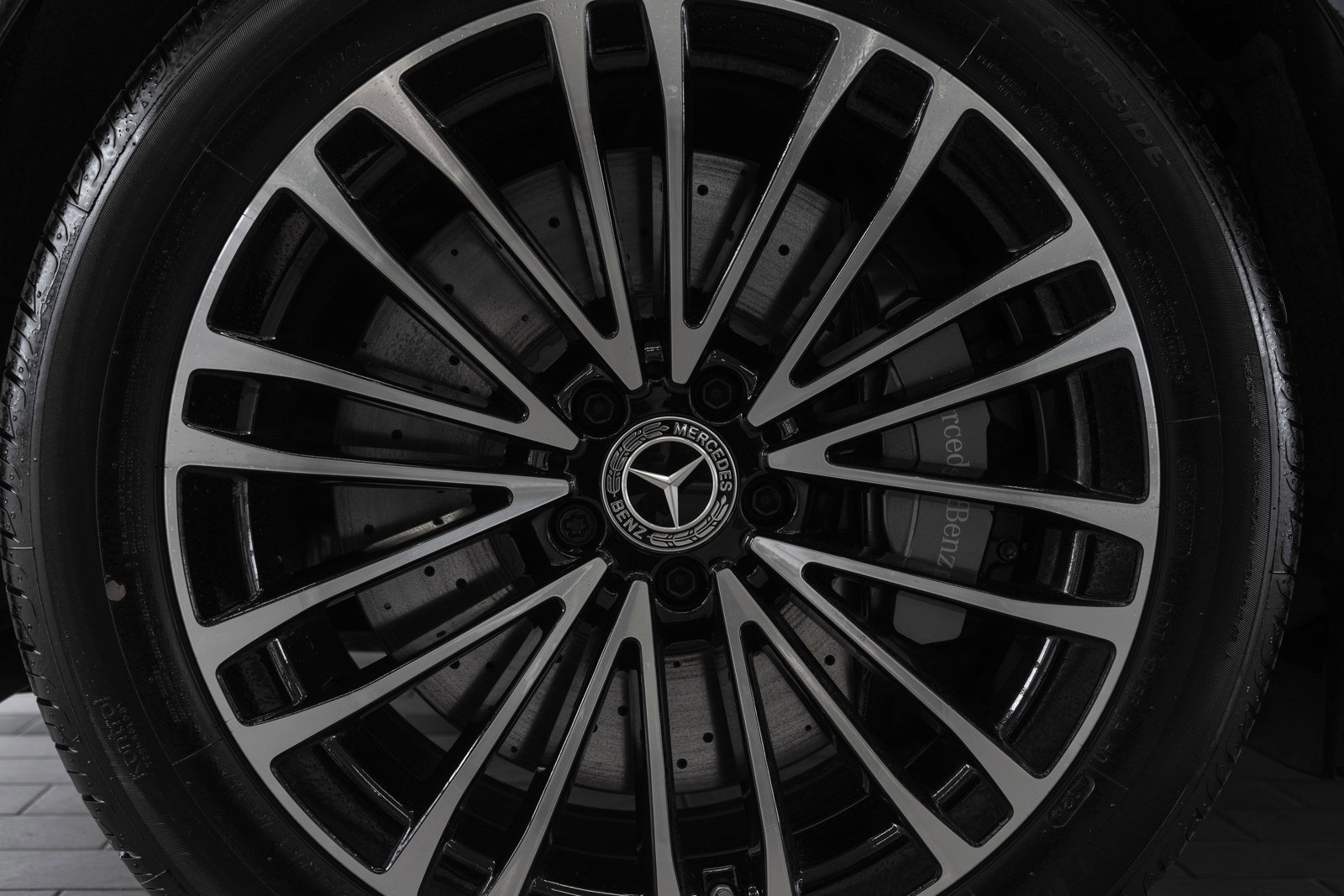 New 2025 Mercedes-Benz S 580 4MATIC Sedan image 31