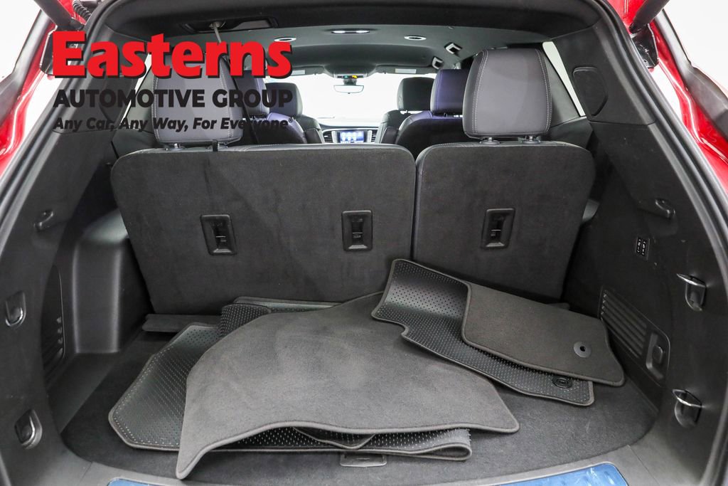 Used 2024 Buick Enclave Premium image 9