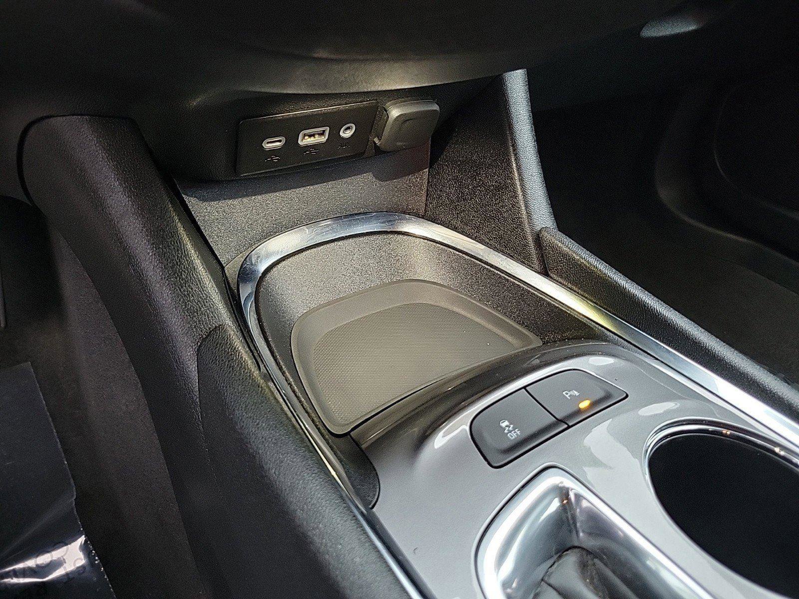 Used 2024 Chevrolet Malibu LT image 27