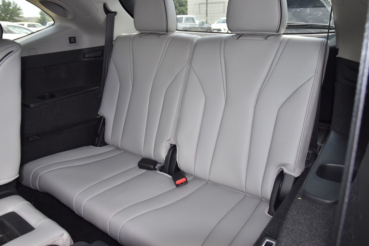Used 2024 Acura MDX w/ Advance Package AWD/4WD image 10