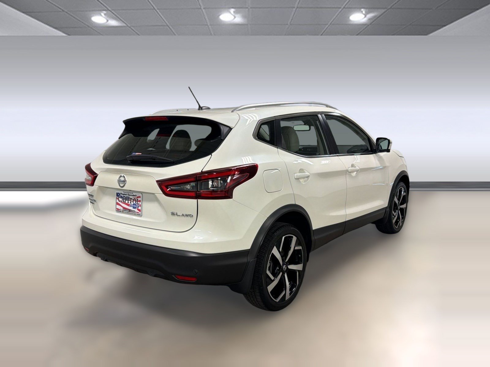 Used 2021 Nissan Rogue Sport SL w/ Premium Package AWD/4WD image 8
