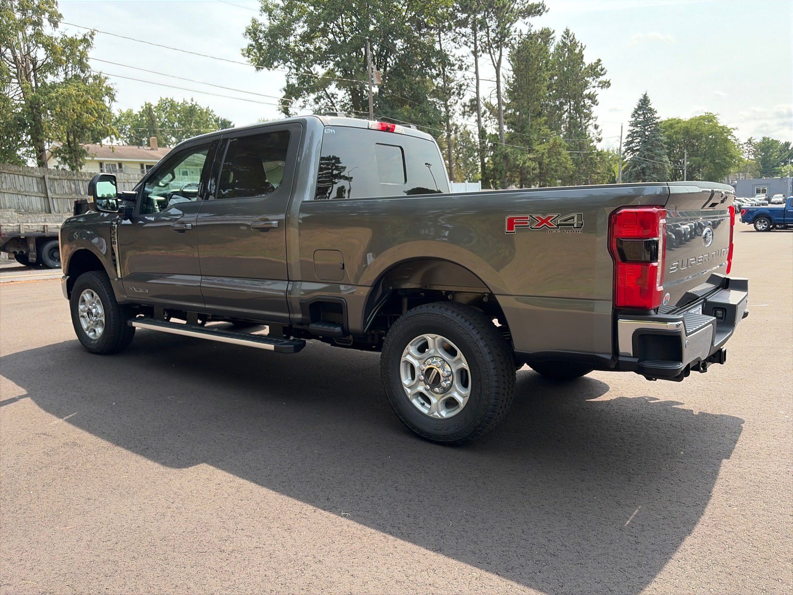 New 2026 Ford F250 XLT w/ XLT Premium Package AWD/4WD image 4