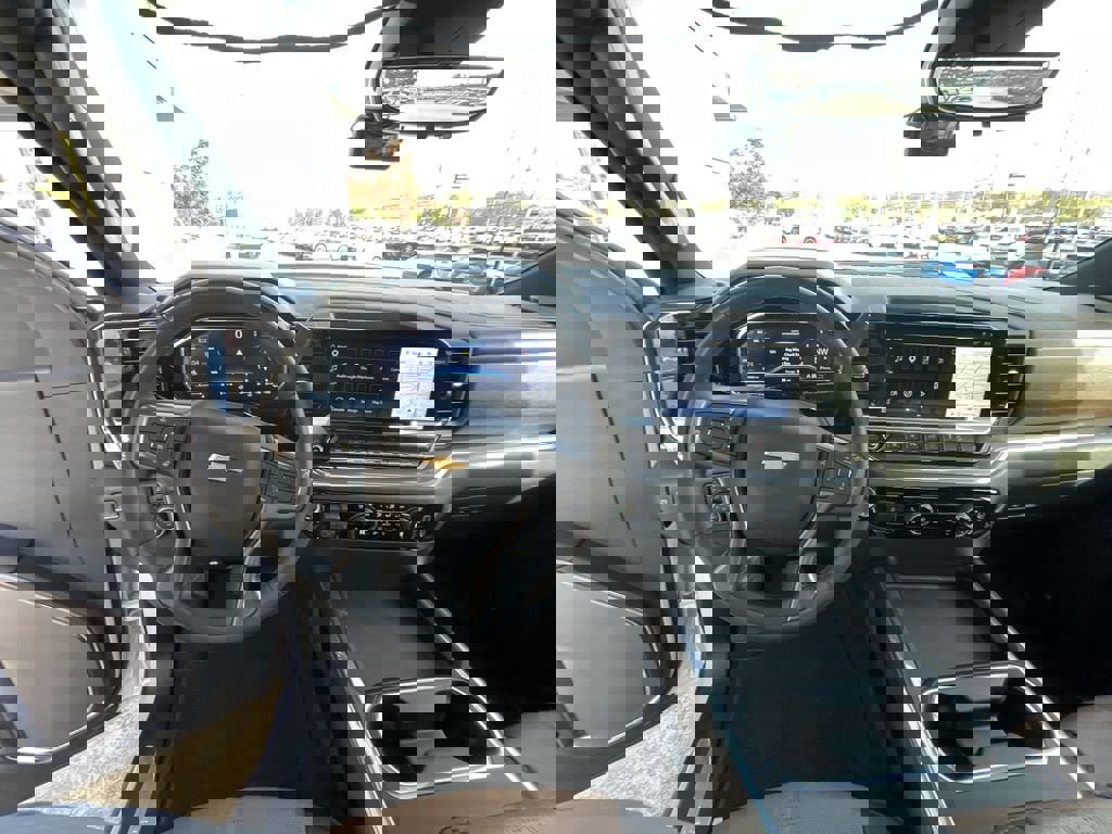 Certified 2024 Chevrolet Silverado 3500 High Country w/ High Country Premium Package image 10