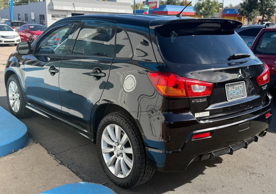 Used 2011 Mitsubishi Outlander Sport SE AWD/4WD image 5