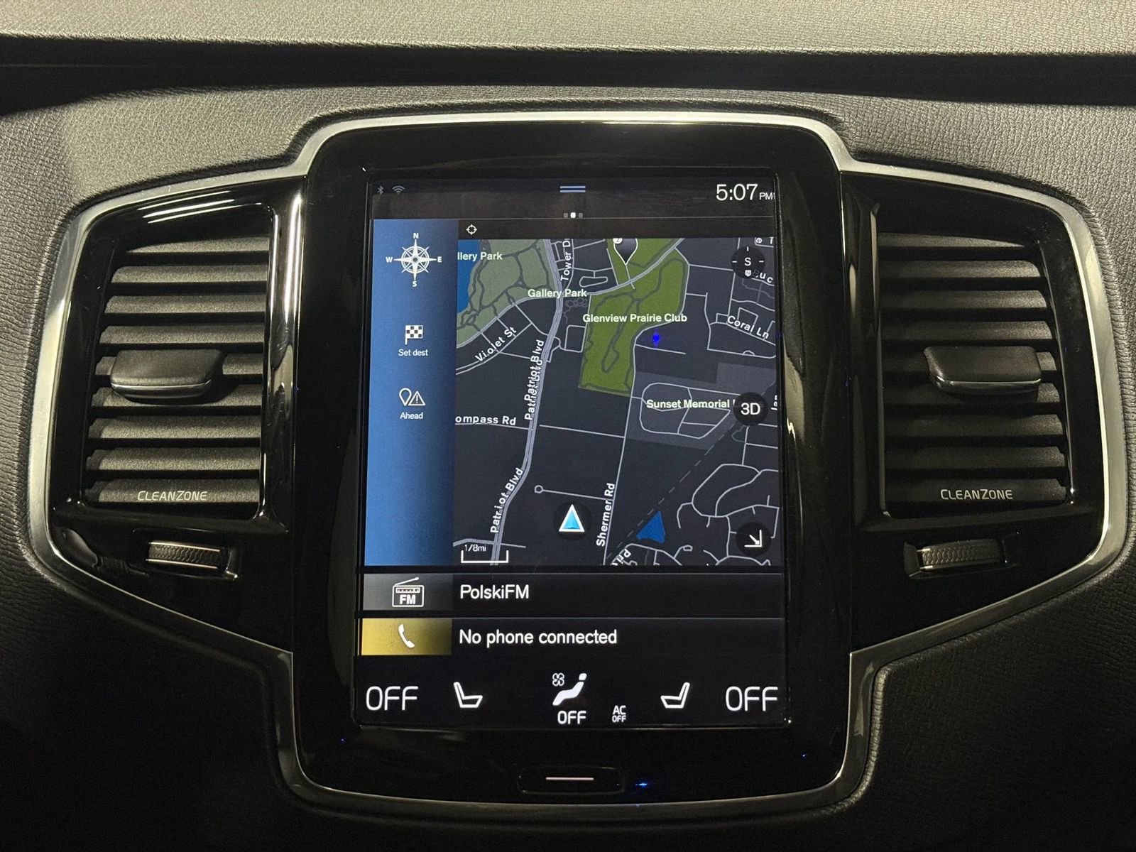 Used 2016 Volvo XC90 T6 Momentum w/ Momentum Plus Package AWD/4WD image 34