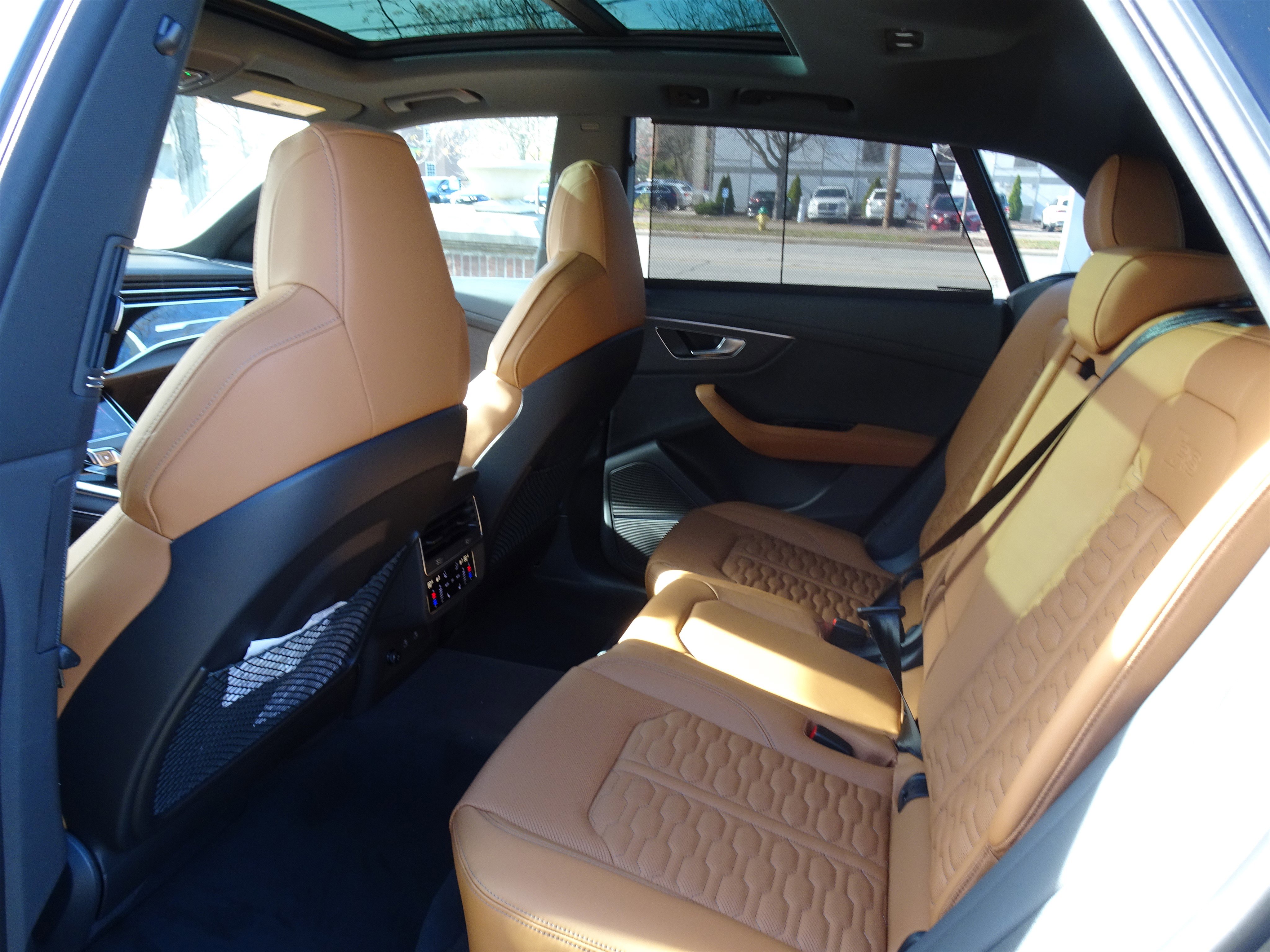 New 2026 Audi RS Q8 performance image 11