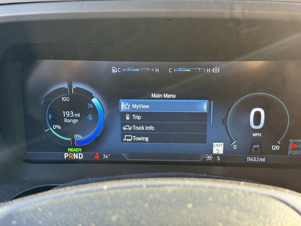 Used 2025 Ford F150 Lightning Lariat image 20