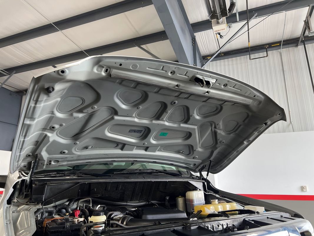 Used 2017 Nissan NV 3500 SV image 63