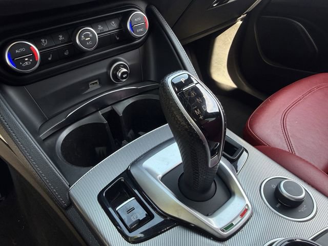 Used 2022 Alfa Romeo Stelvio Veloce AWD/4WD image 20