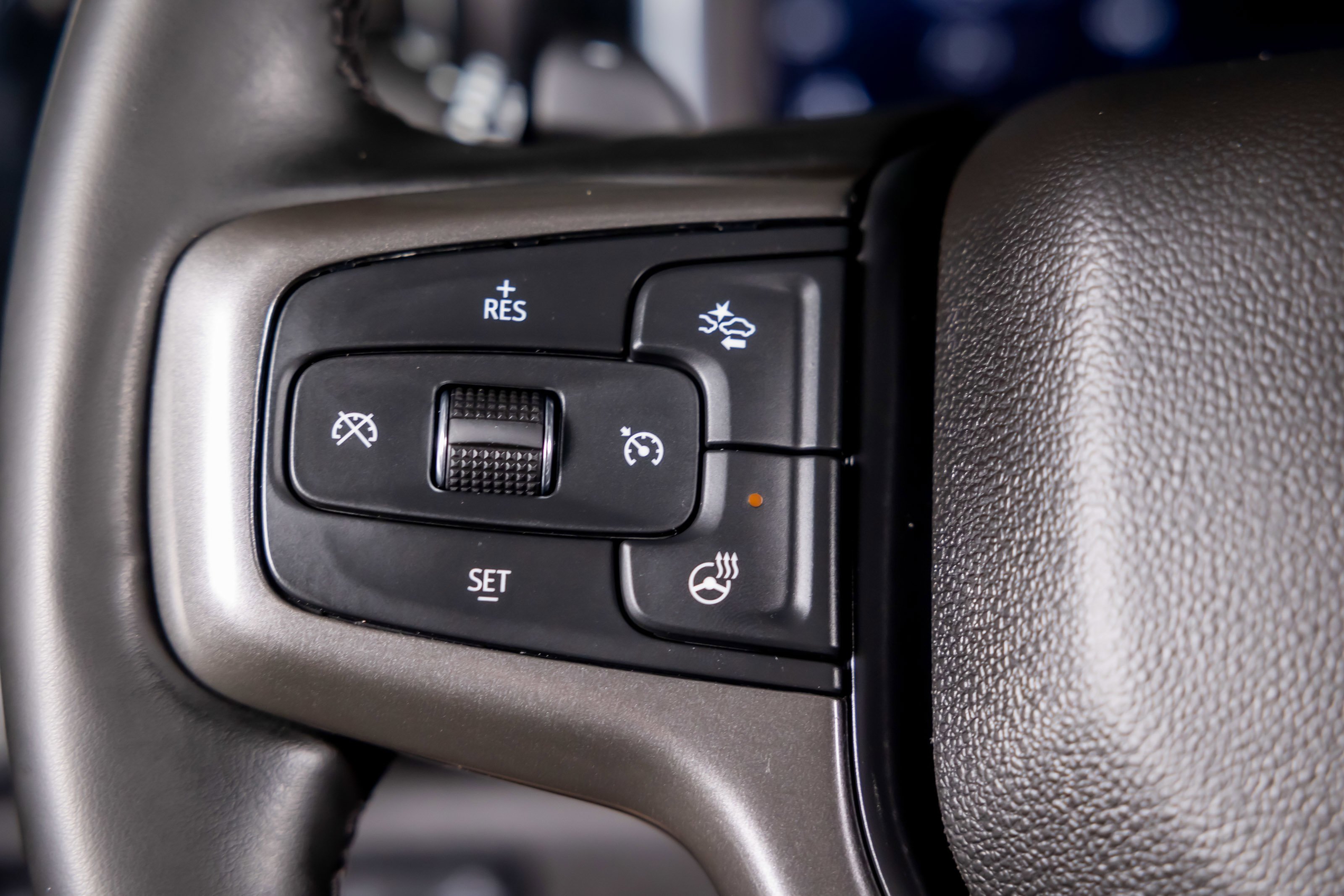 Used 2025 Chevrolet Silverado 1500 ZR2 w/ Technology Package image 17