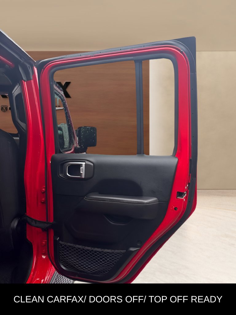 Used 2019 Jeep Wrangler Unlimited Sahara AWD/4WD image 12