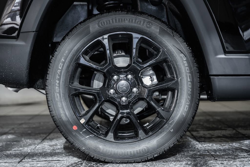 New 2026 Jeep Compass Latitude image 17