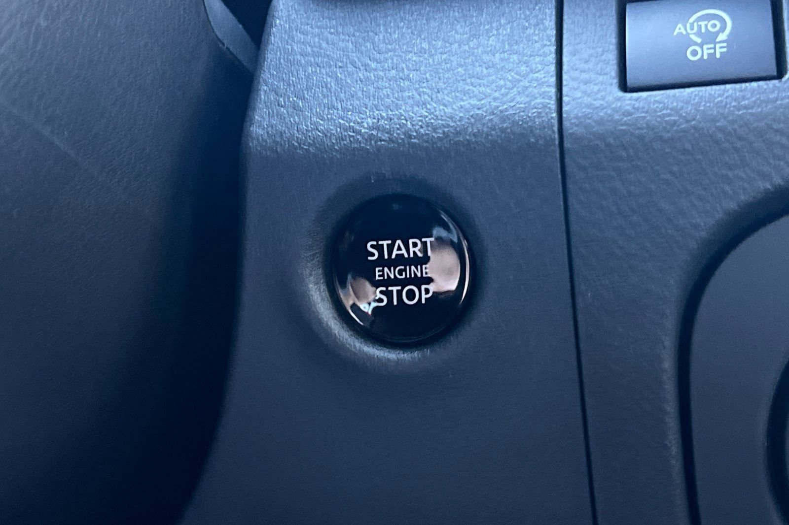 New 2026 Nissan Frontier PRO-4X w/ Pro-4x Convenience Package image 25