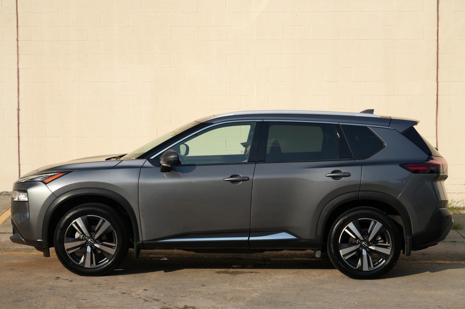 Used 2022 Nissan Rogue SL FWD image 45