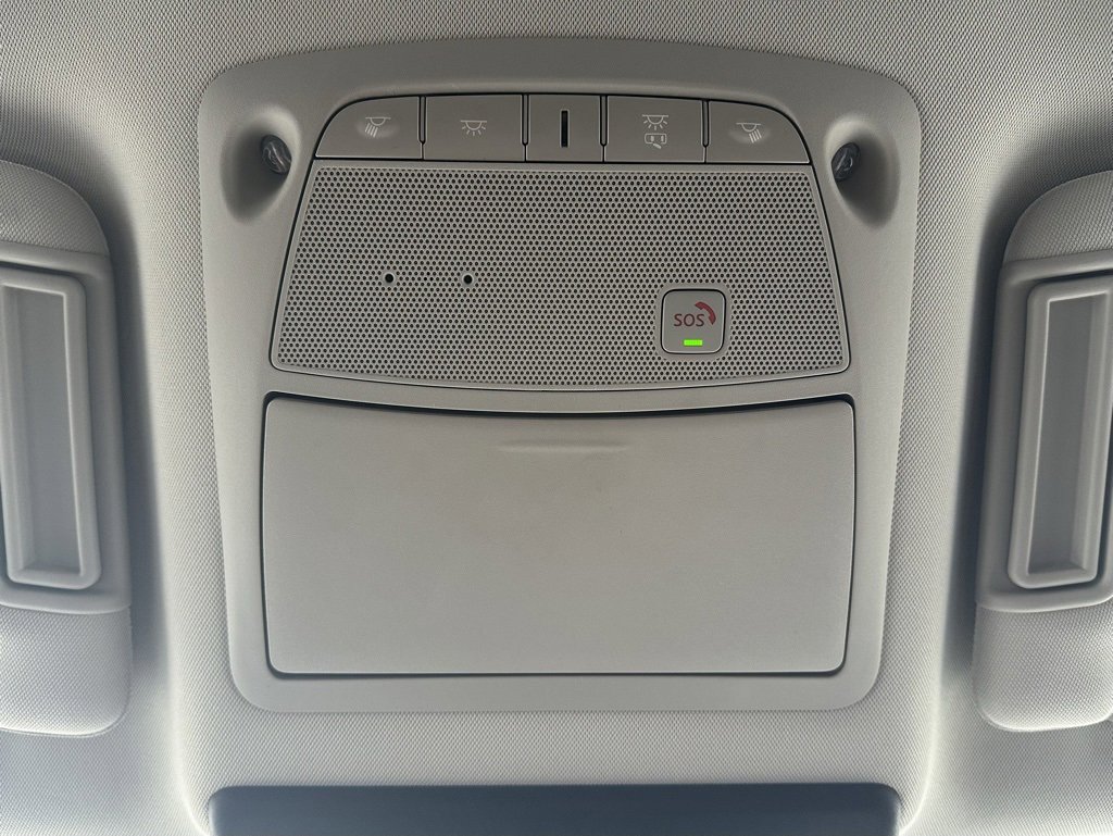 Used 2024 Nissan Armada SV image 38