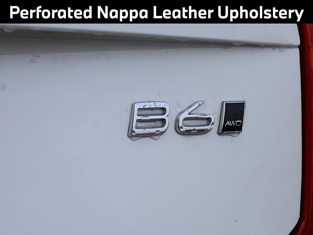 Used 2025 Volvo XC90 B6 Ultra w/ Protection Package Premier image 10