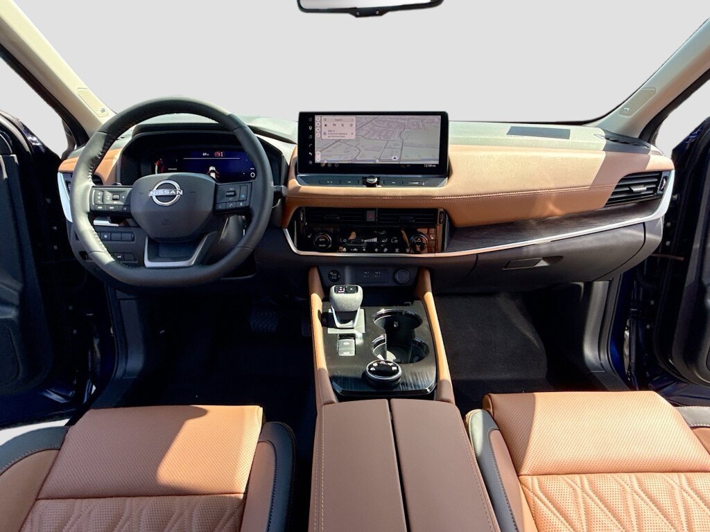 New 2026 Nissan Rogue Platinum image 3