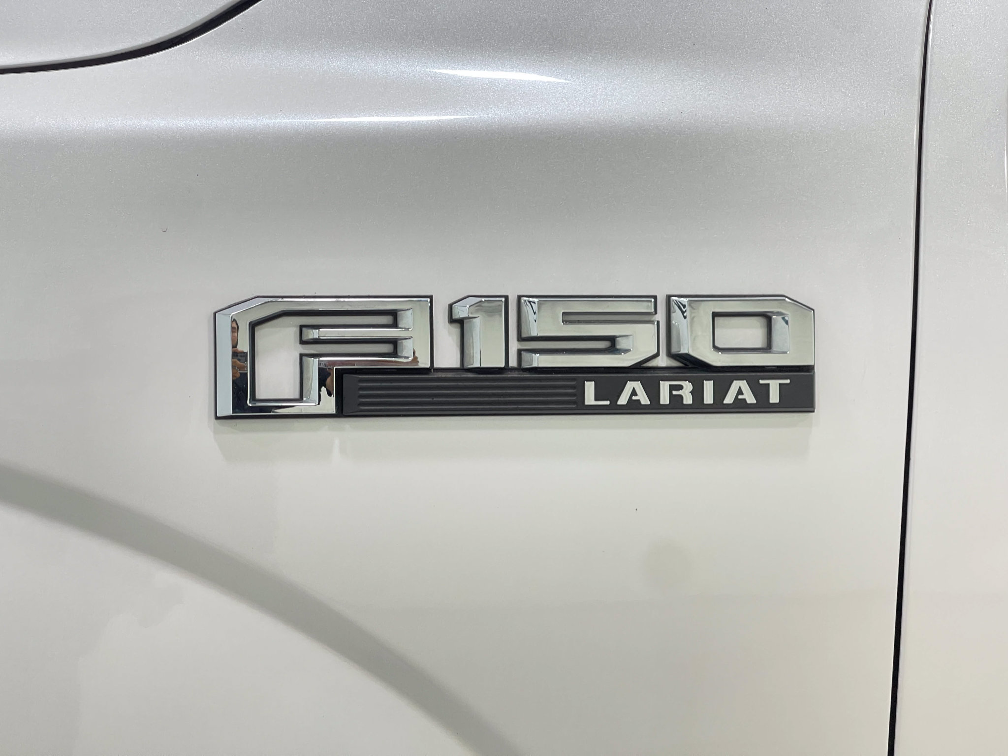 Used 2018 Ford F150 Lariat w/ Equipment Group 502A Luxury AWD/4WD image 39