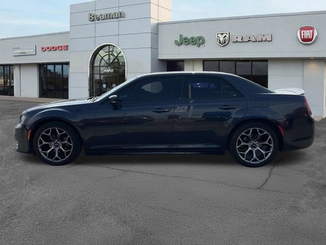 Used 2017 Chrysler 300 S w/ 300S Premium Group RWD image 4