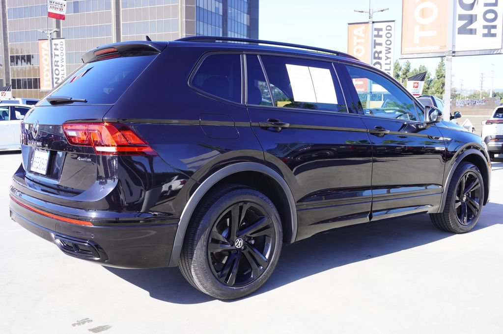 Used 2023 Volkswagen Tiguan SE R-Line AWD/4WD image 7
