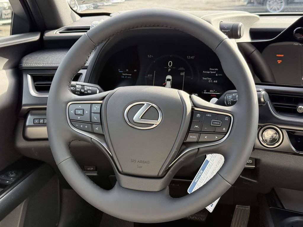 New 2025 Lexus UX 300h AWD image 9