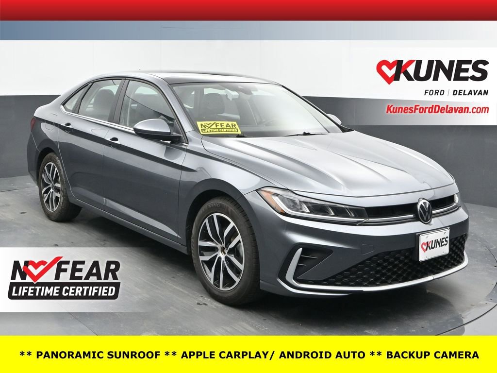 Used 2025 Volkswagen Jetta SE