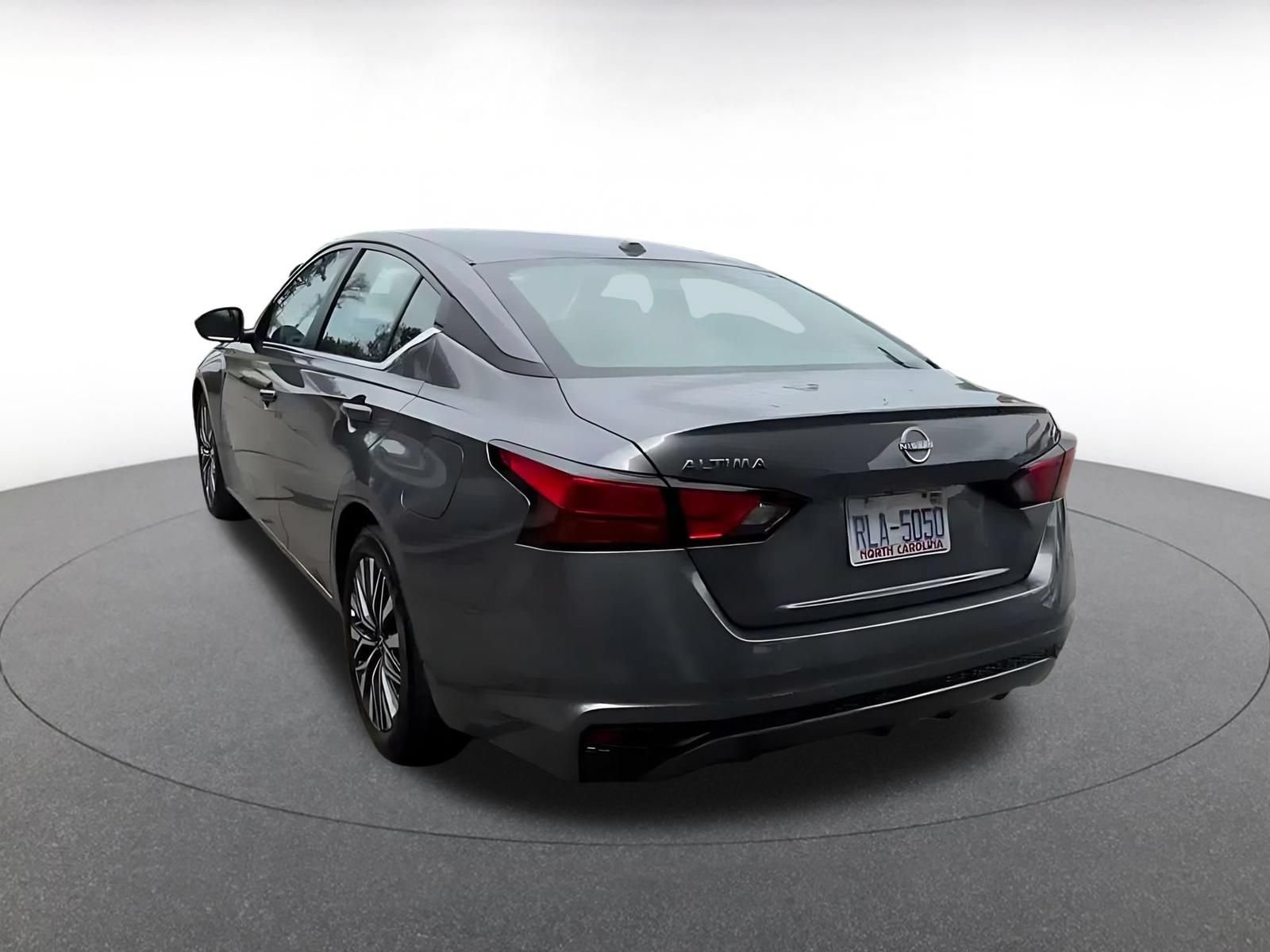 Used 2026 Nissan Altima 2.5 SV FWD image 10