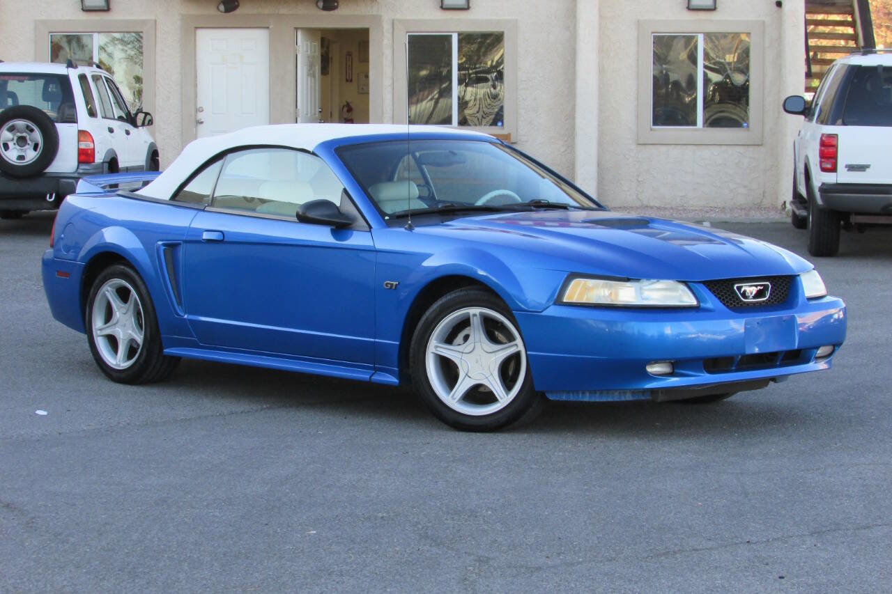 Used 2000 Ford Mustang GT image 2