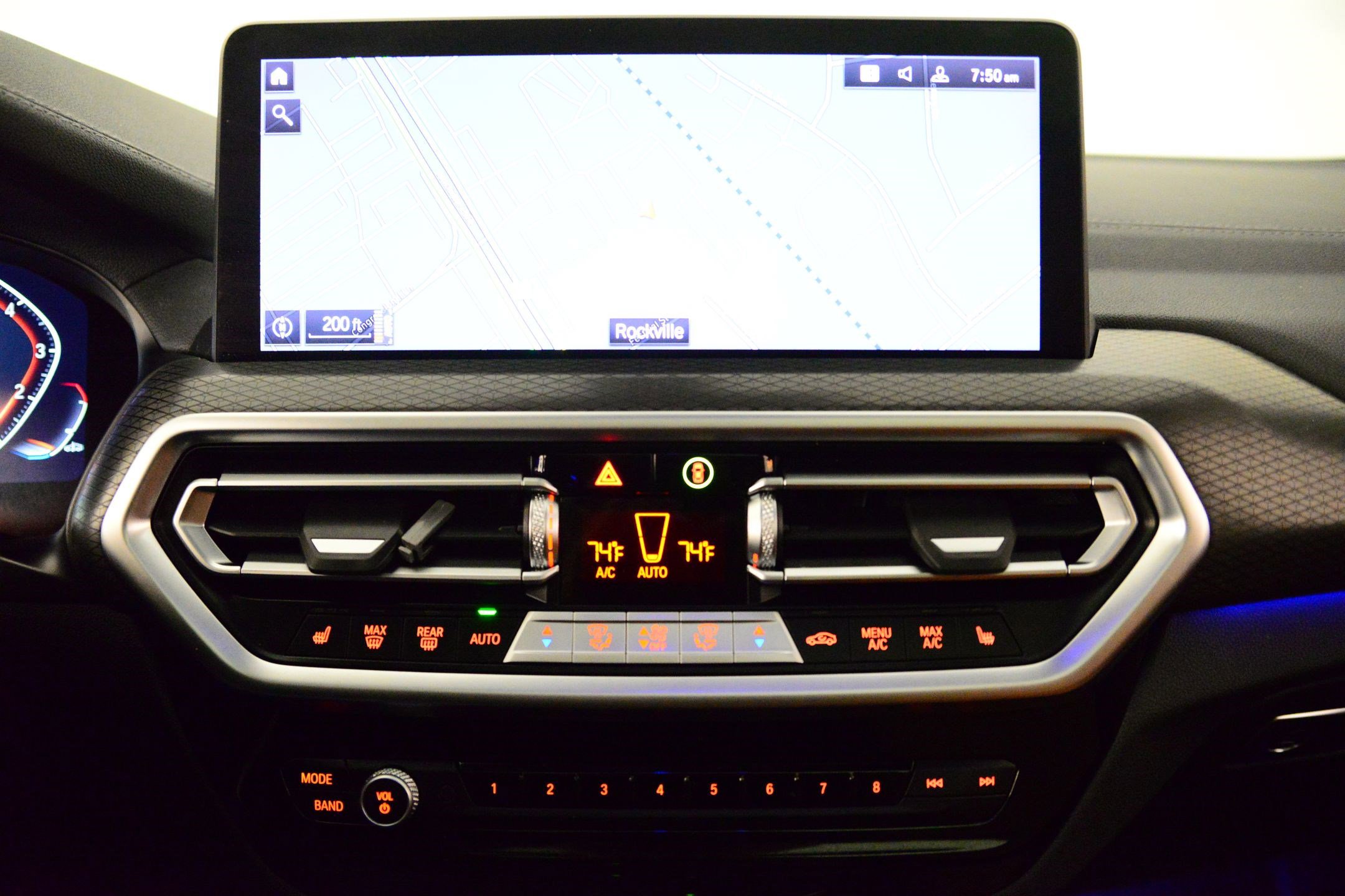 Used 2024 BMW X4 xDrive30i w/ Premium Package image 30