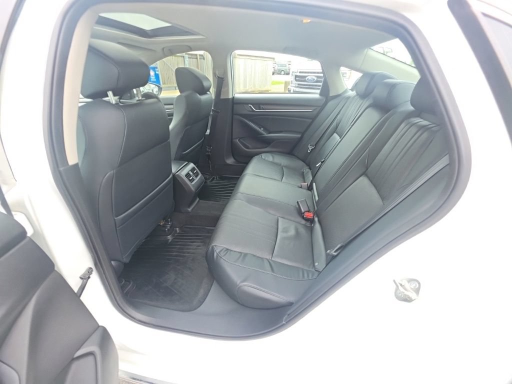 Used 2018 Honda Accord EX-L image 25