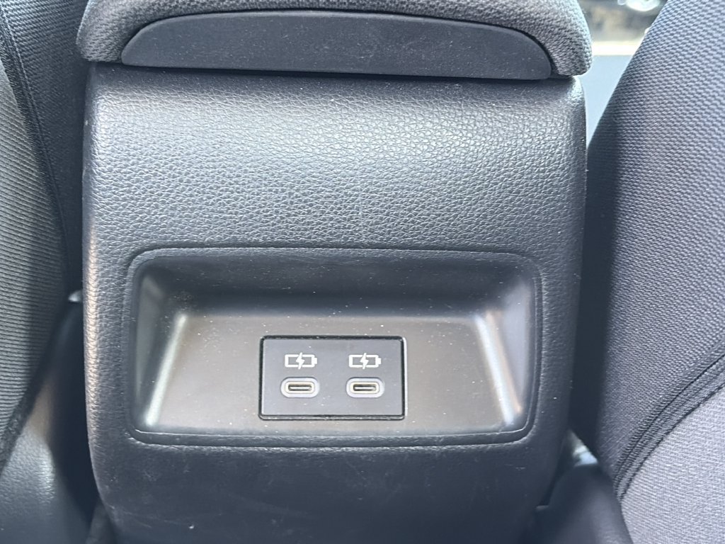 Used 2024 Toyota Corolla LE FWD image 31