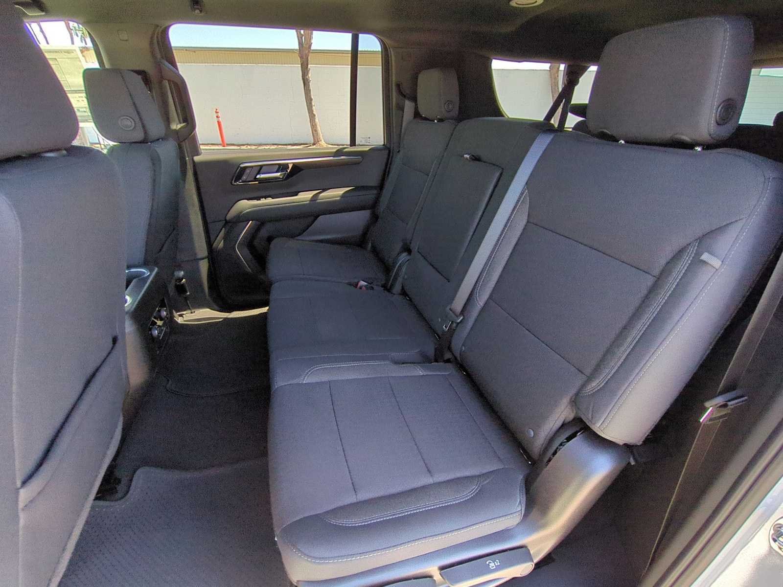 New 2026 Chevrolet Suburban LS RWD image 24