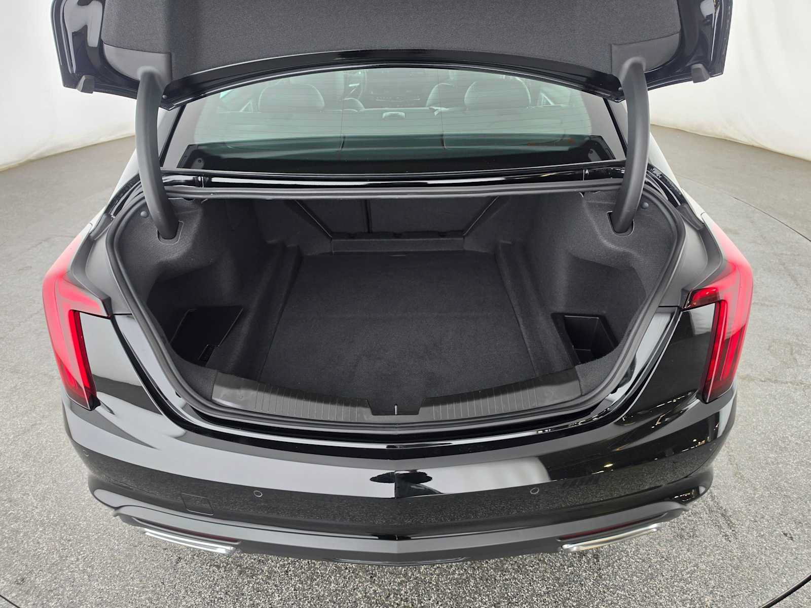 Used 2026 Cadillac CT5 Premium Luxury RWD image 14