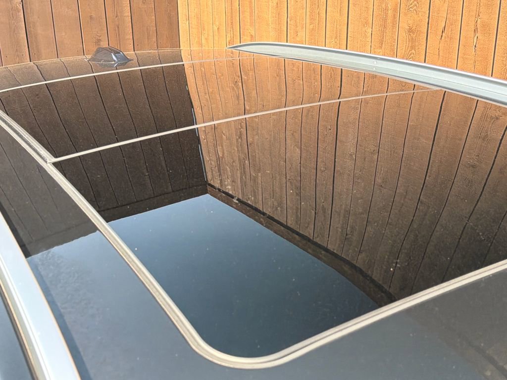 Used 2025 BMW X1 xDrive28i w/ Convenience Package image 18