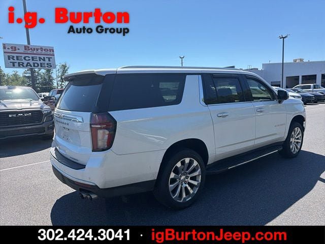 Used 2021 Chevrolet Suburban Premier AWD/4WD image 3