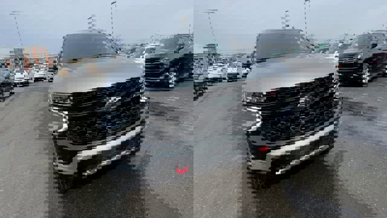 Used 2024 Chevrolet Suburban Z71 w/ Luxury Package image 6