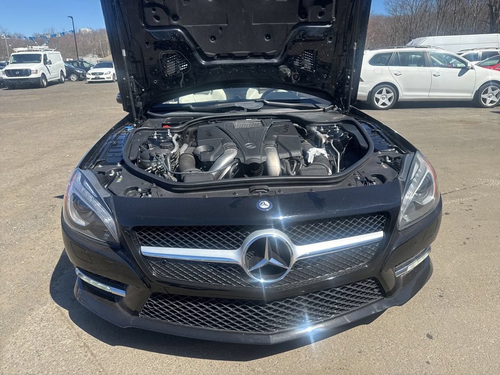 Used 2014 Mercedes-Benz SL 550 image 44