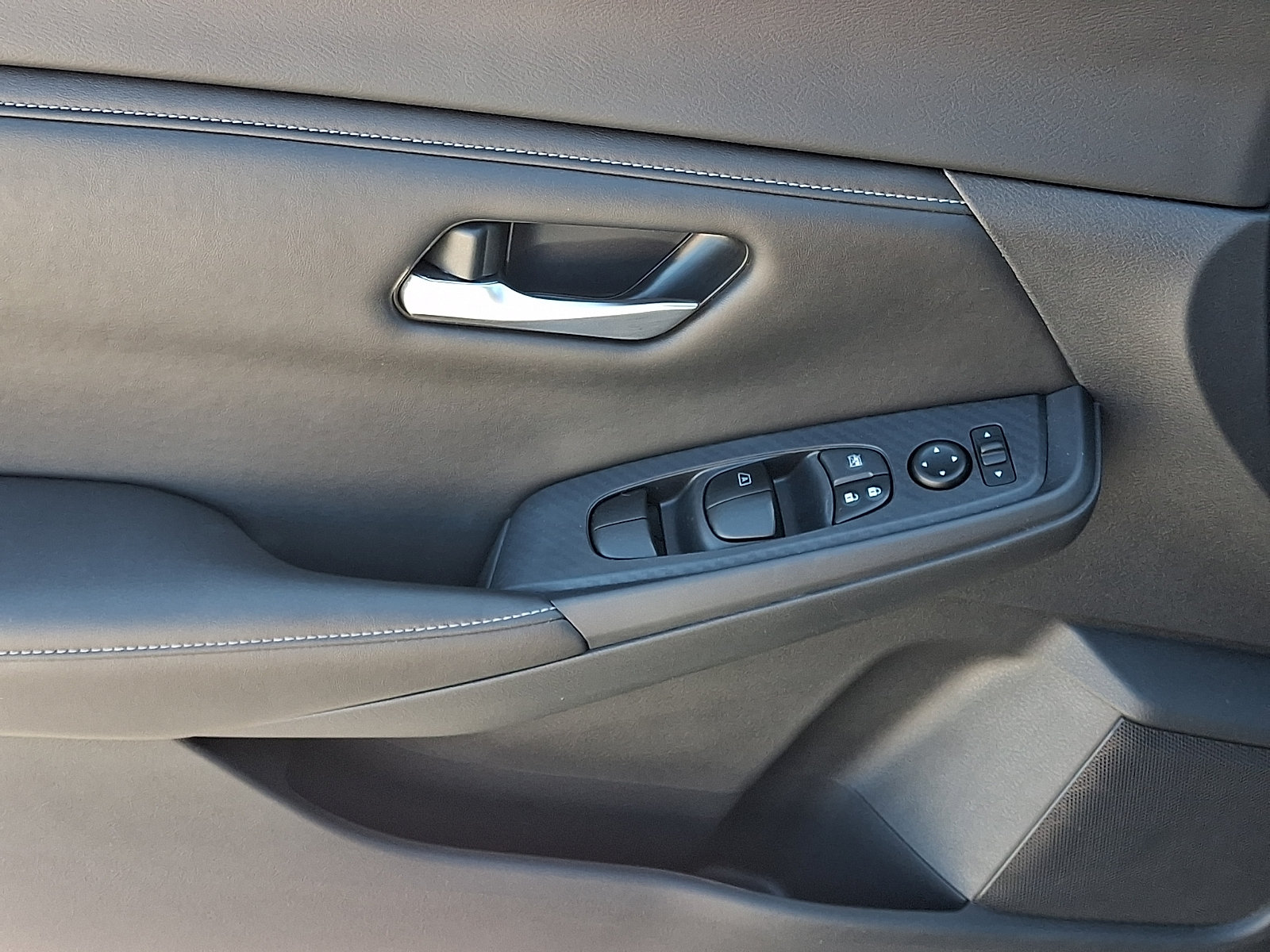 Certified 2023 Nissan Sentra SV w/ All-Weather Package FWD image 15