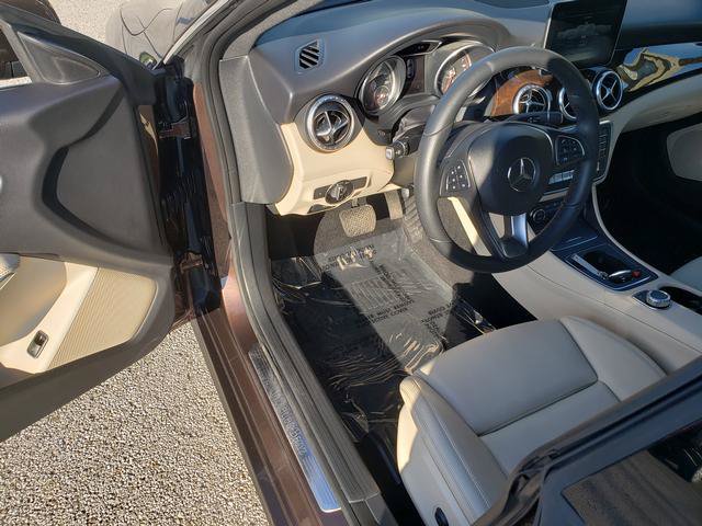 Used 2018 Mercedes-Benz CLA 250 4MATIC image 9
