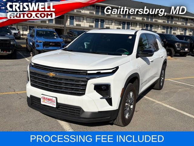Used 2025 Chevrolet Traverse LT