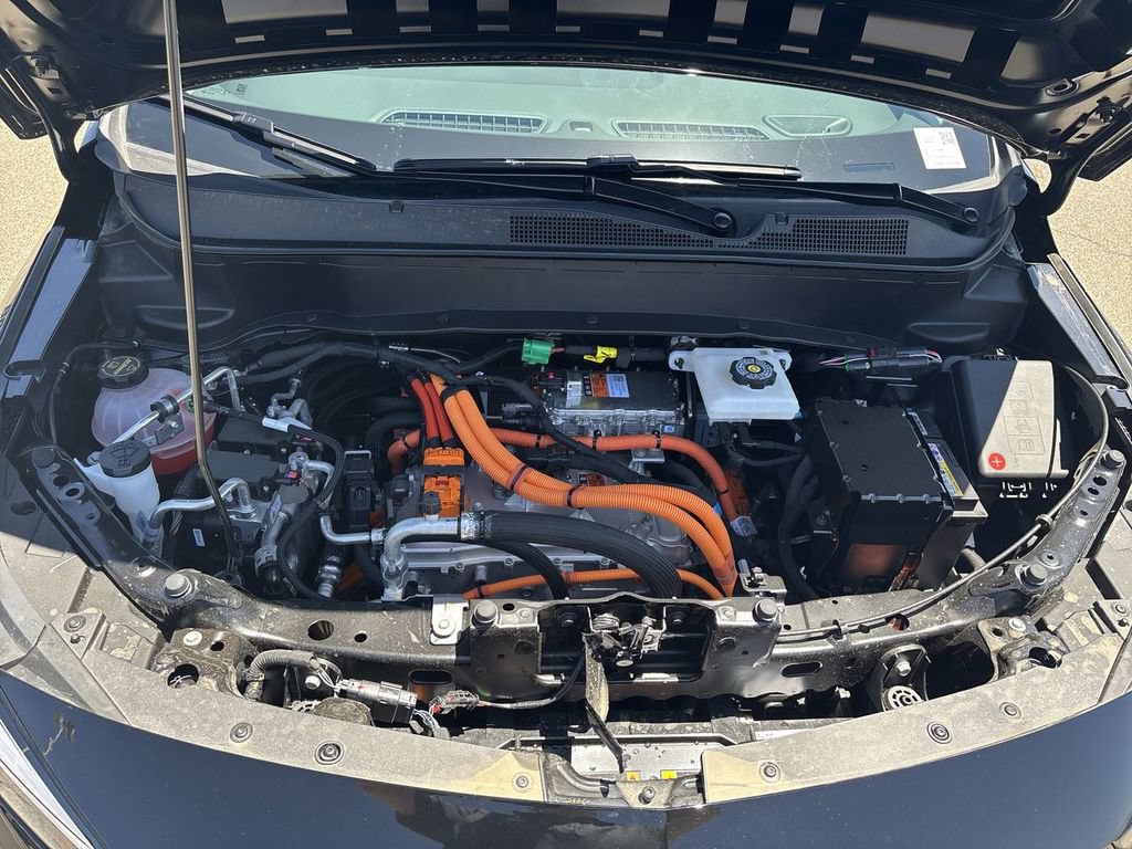 New 2027 Chevrolet Bolt LT w/ Comfort Package FWD image 30
