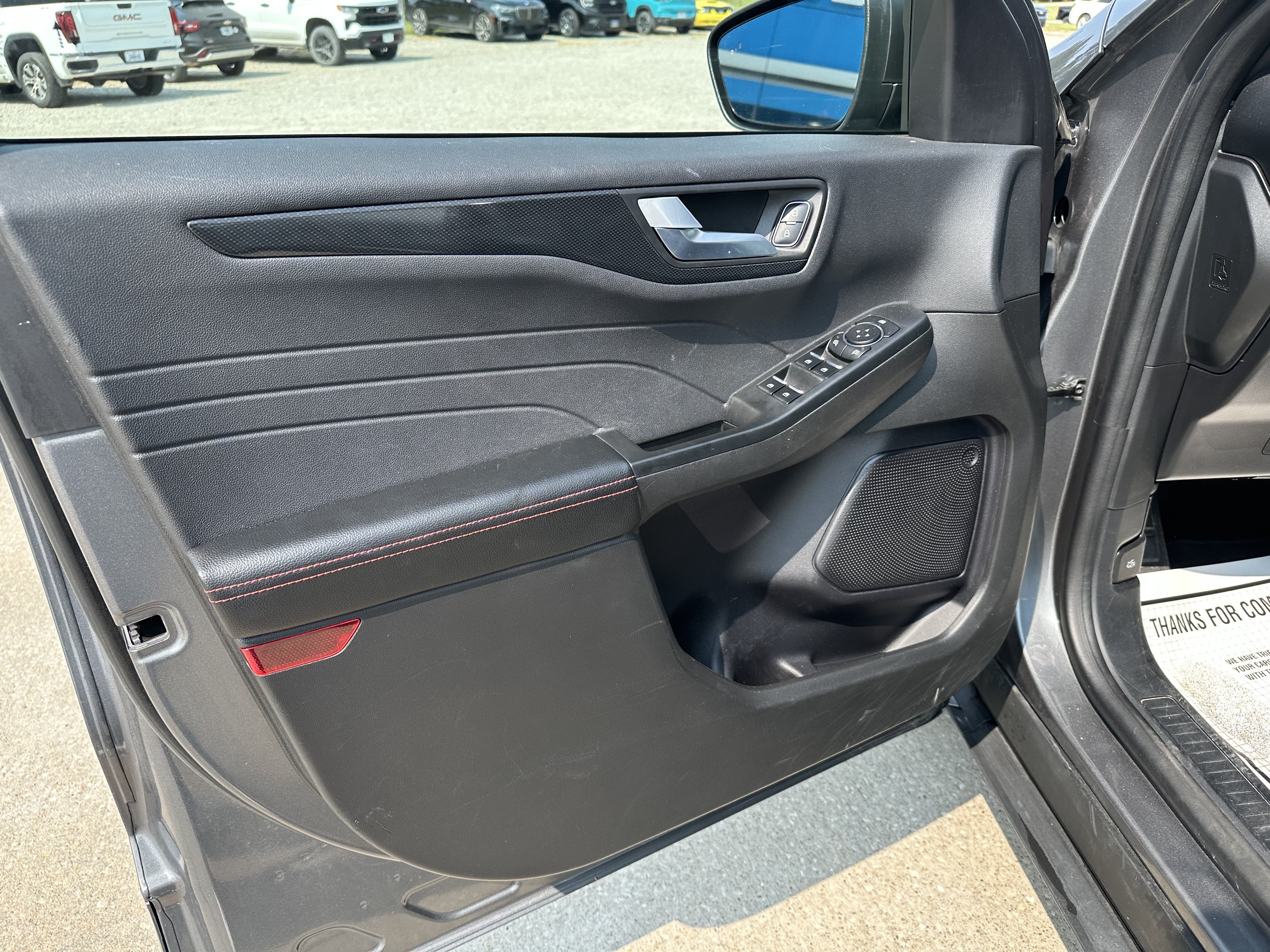 Used 2024 Ford Escape ST-Line AWD/4WD image 7