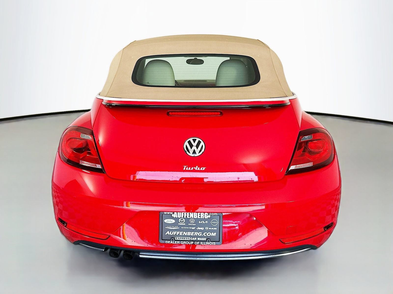 Used 2019 Volkswagen Beetle 2.0T S FWD image 6